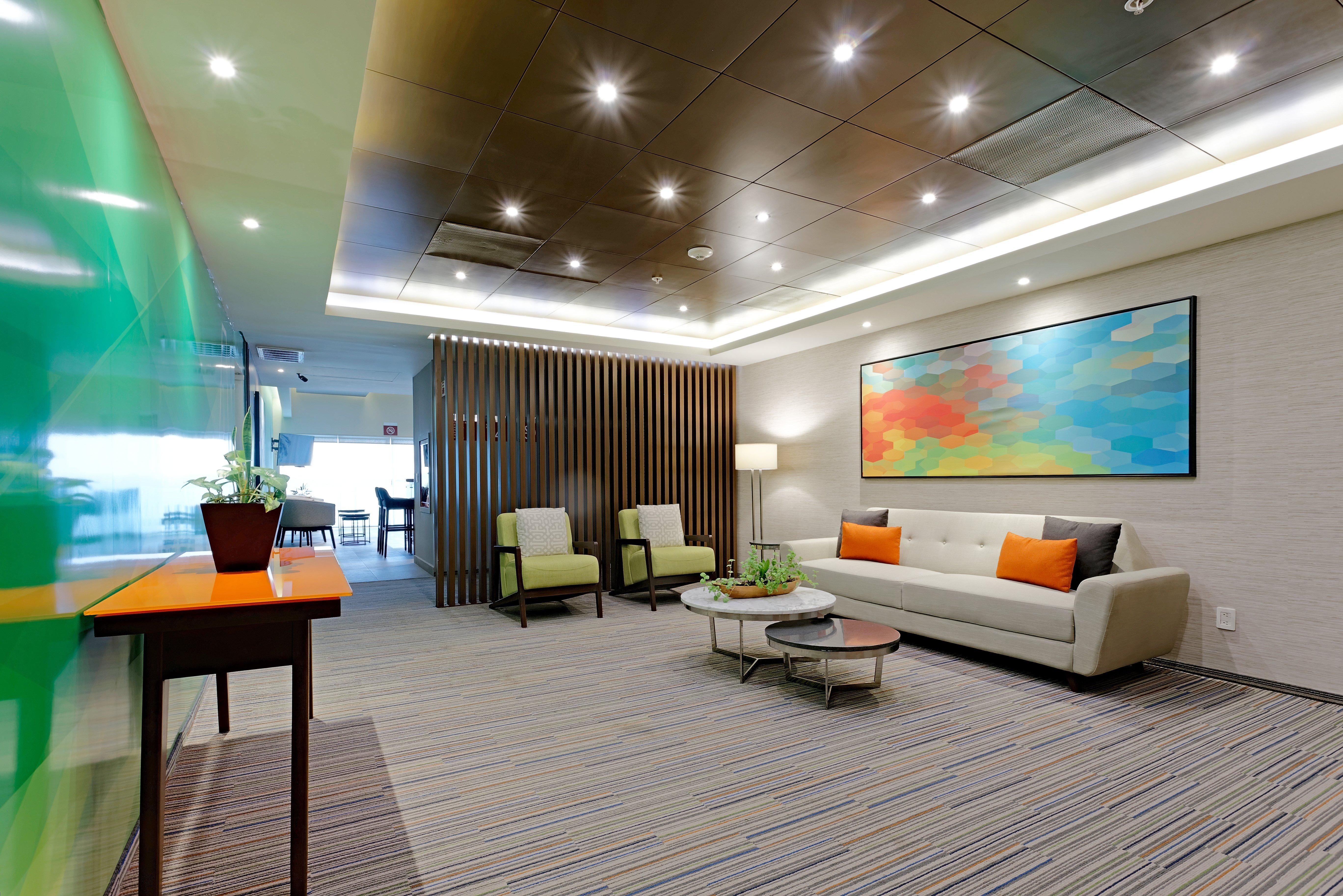 Hotel Express By Ihg